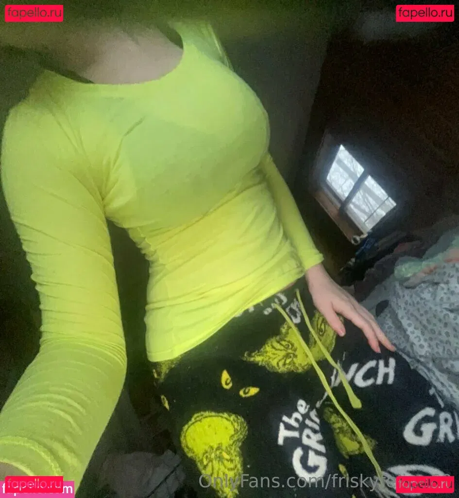 friskyfeline69 Onlyfans Photo Gallery 