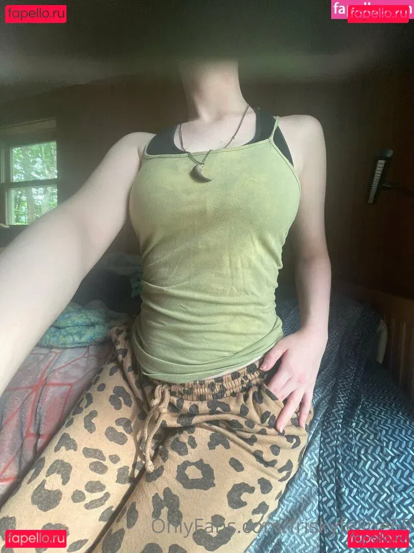 friskyfeline69 Onlyfans Photo Gallery 