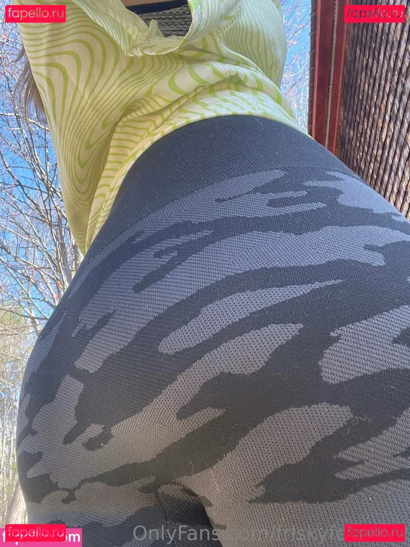 friskyfeline69 Onlyfans Photo Gallery 