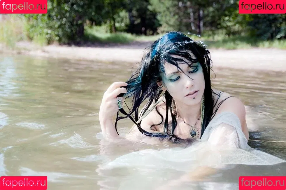 blackthornwitch Onlyfans Photo Gallery 