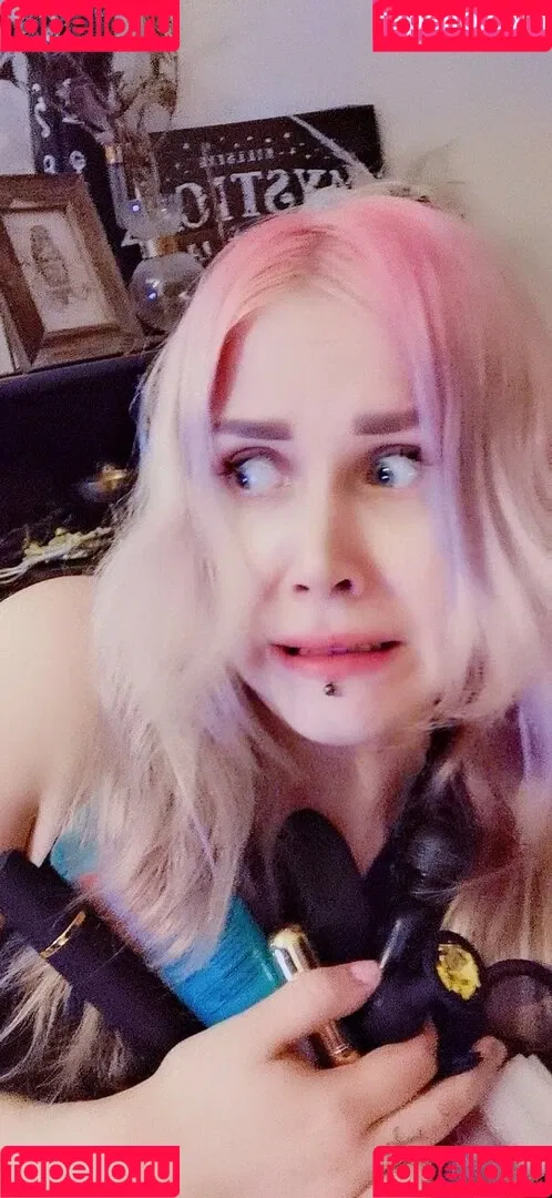 blackthornwitch Onlyfans Photo Gallery 