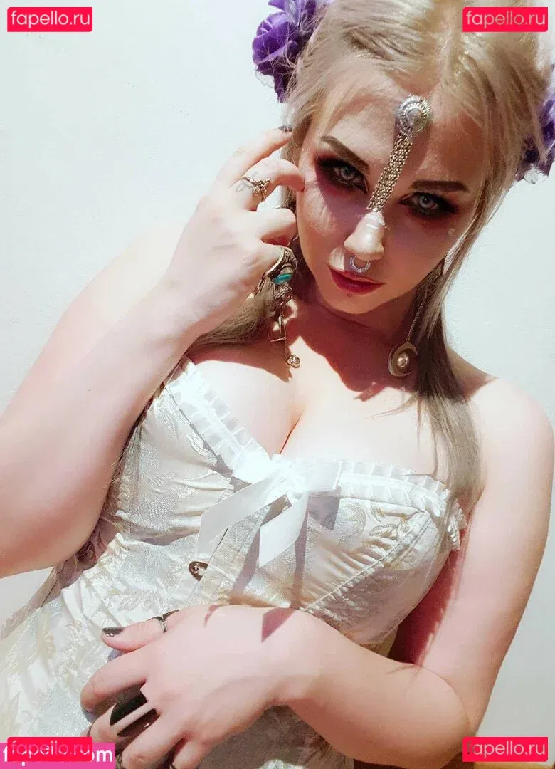 blackthornwitch Onlyfans Photo Gallery 