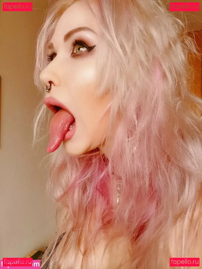 blackthornwitch Onlyfans Photo Gallery 