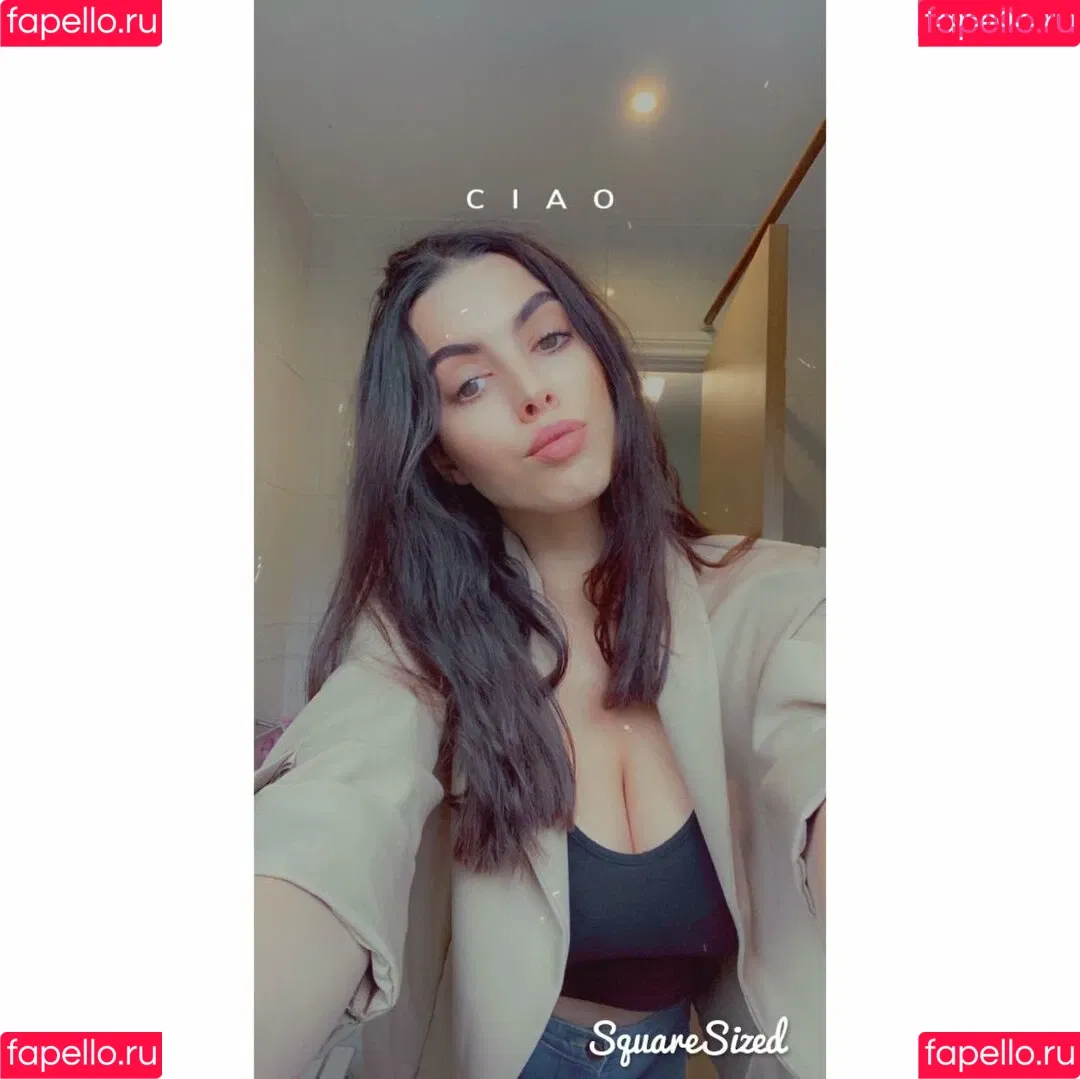 Chelsea Rowlinson Onlyfans Photo Gallery 