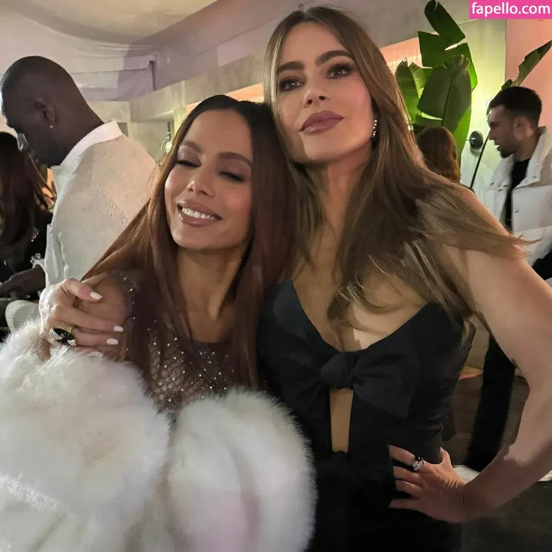 Sofia Vergara Onlyfans Photo Gallery 