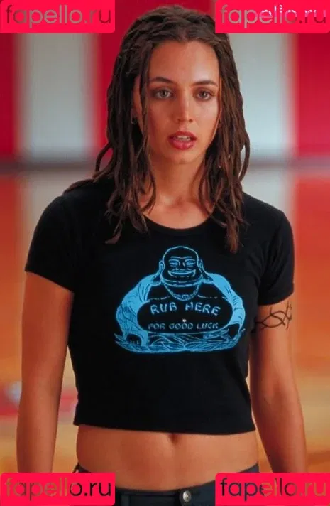 Eliza Dushku Onlyfans Photo Gallery 