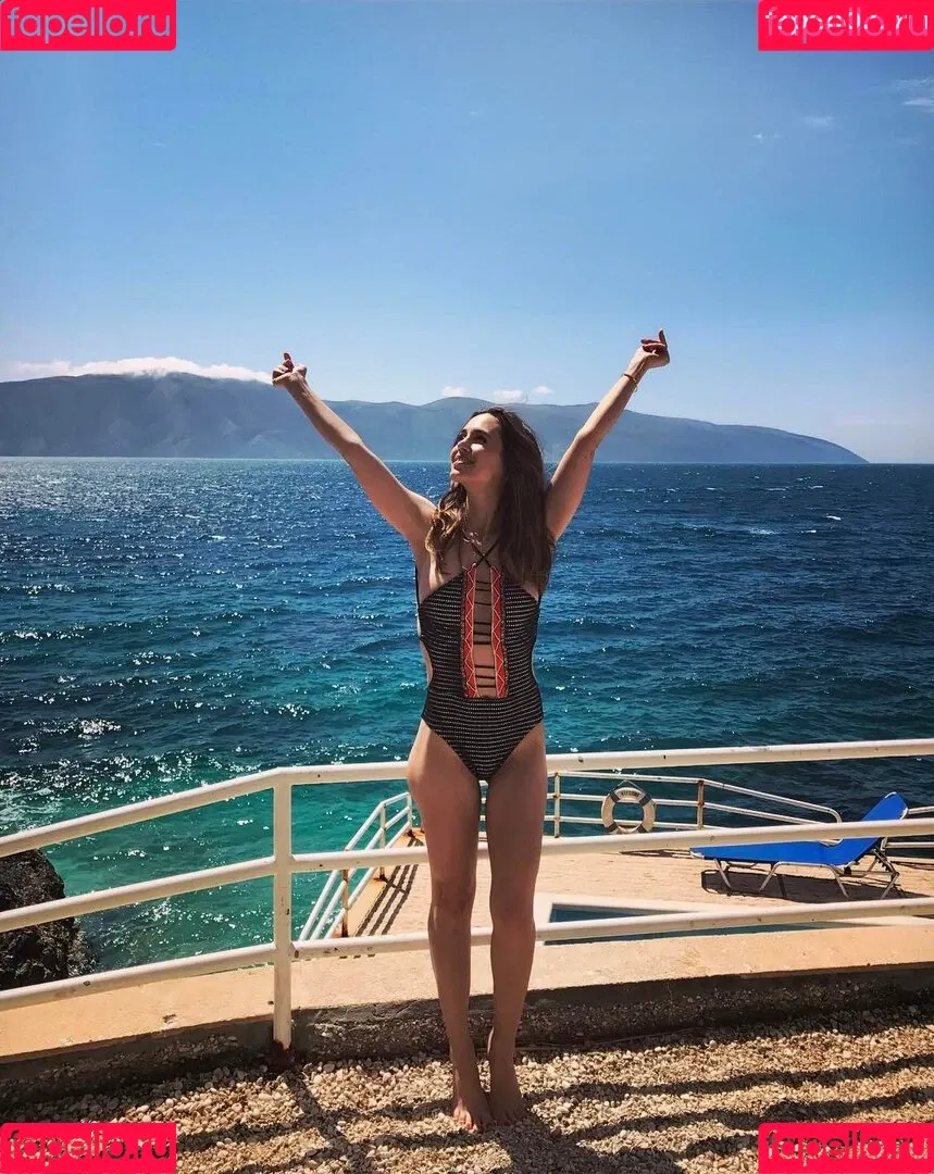 Eliza Dushku Onlyfans Photo Gallery 