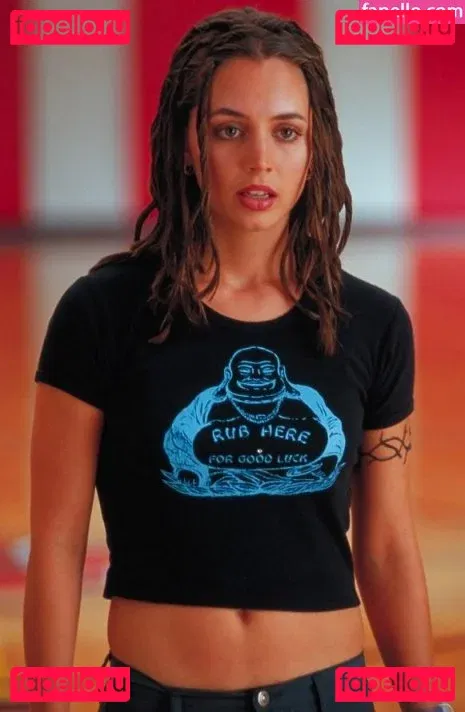 Eliza Dushku Onlyfans Photo Gallery 