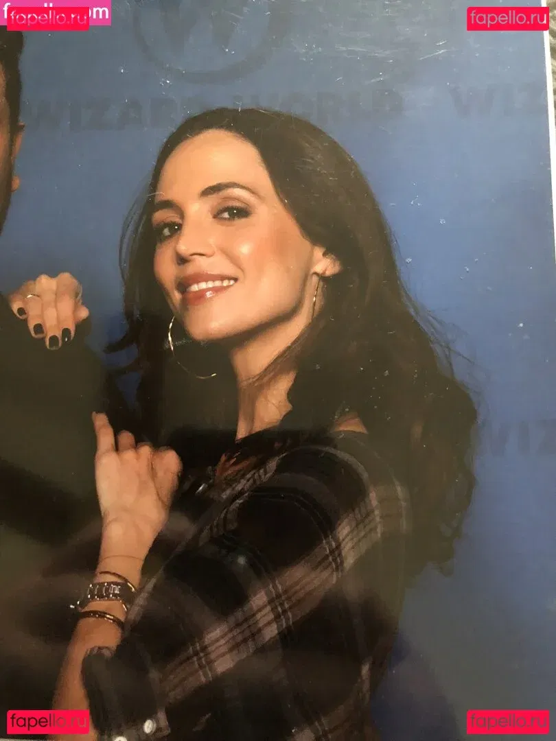 Eliza Dushku Onlyfans Photo Gallery 