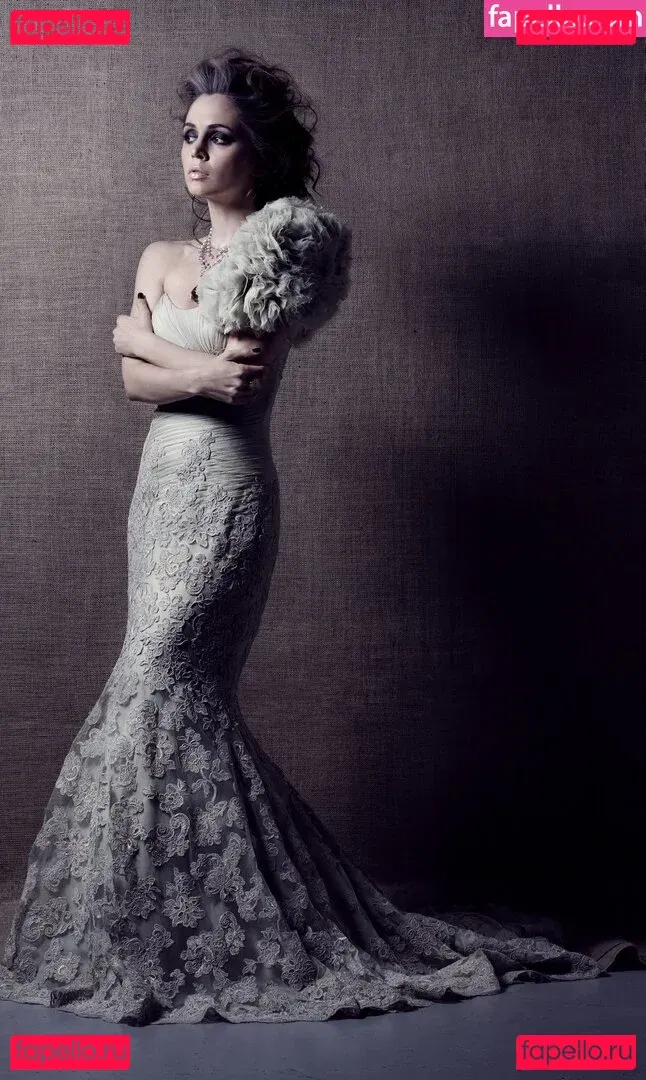 Eliza Dushku Onlyfans Photo Gallery 