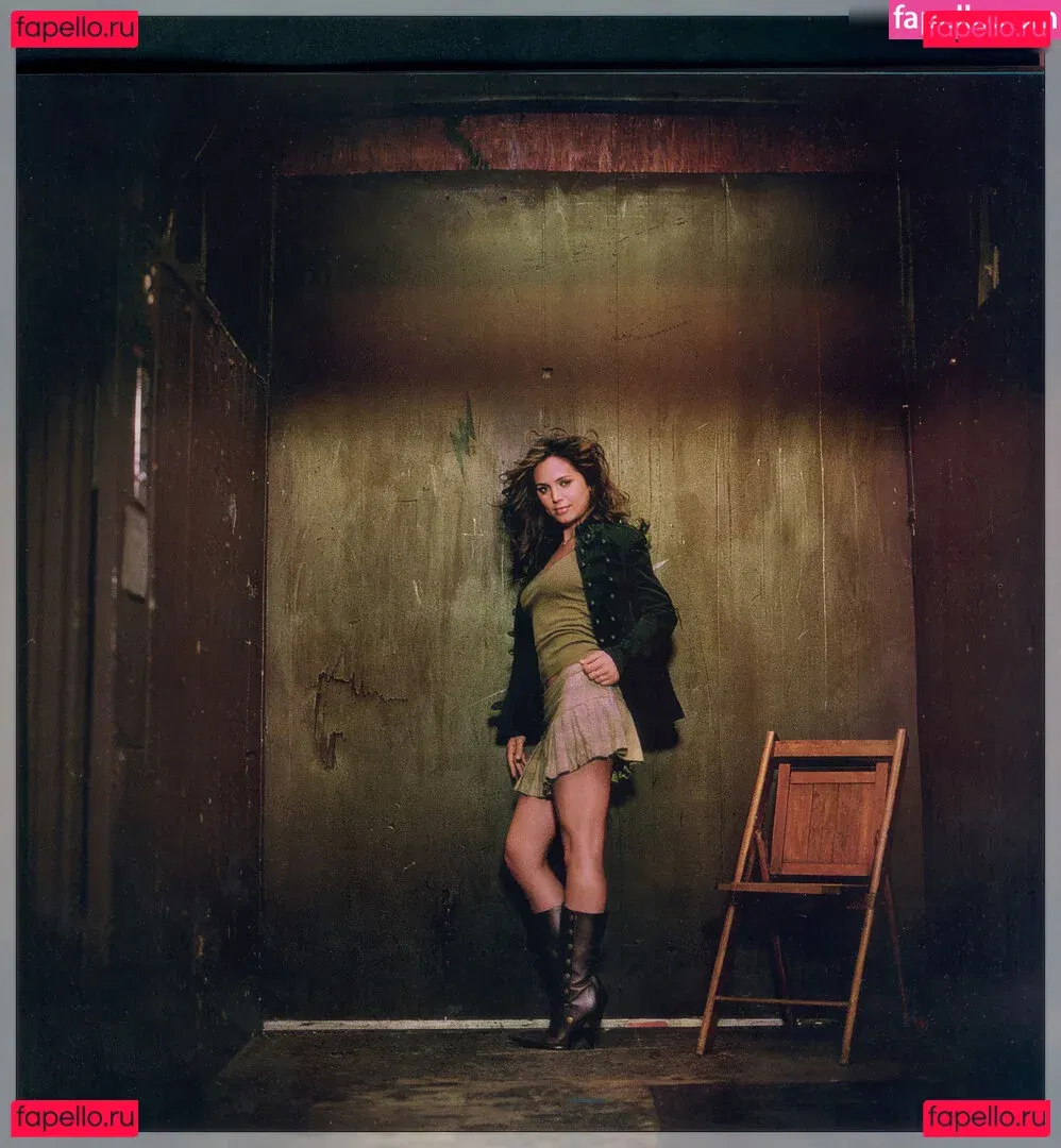 Eliza Dushku Onlyfans Photo Gallery 