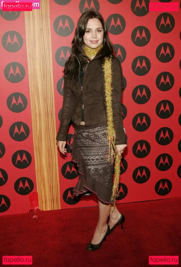 Eliza Dushku Onlyfans Photo Gallery 