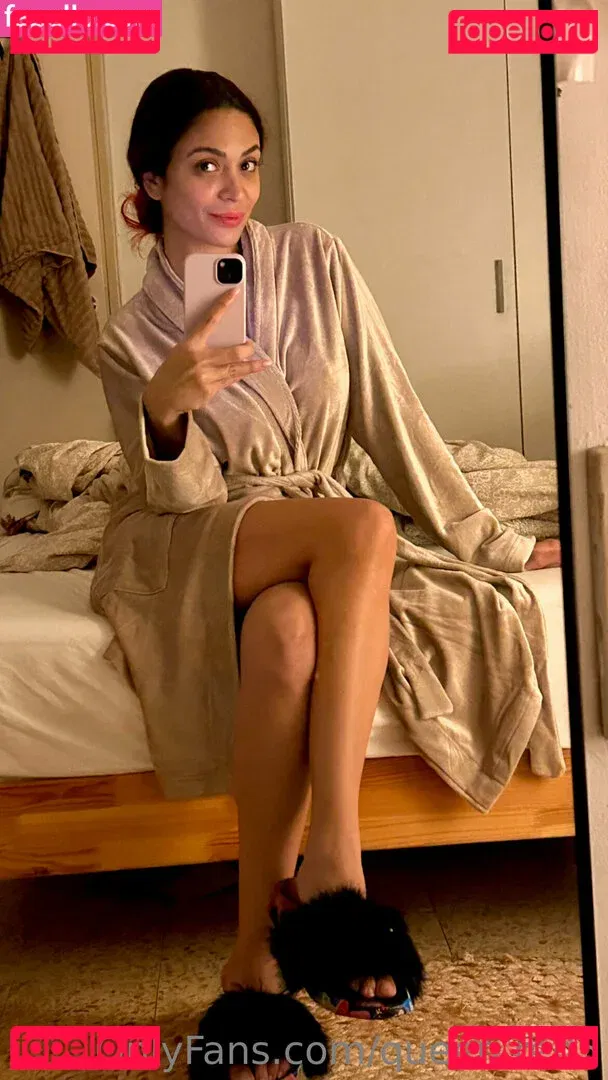 Queen Red Onlyfans Photo Gallery 