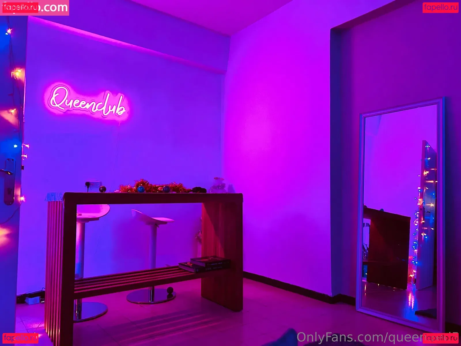 Queen Red Onlyfans Photo Gallery 