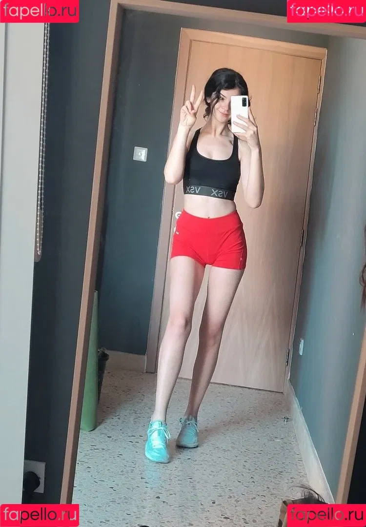 Chloe Lockley Onlyfans Photo Gallery 