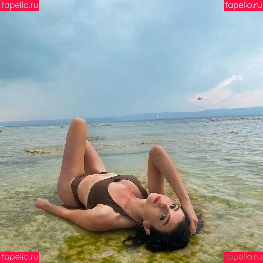 Chloe Lockley Onlyfans Photo Gallery 
