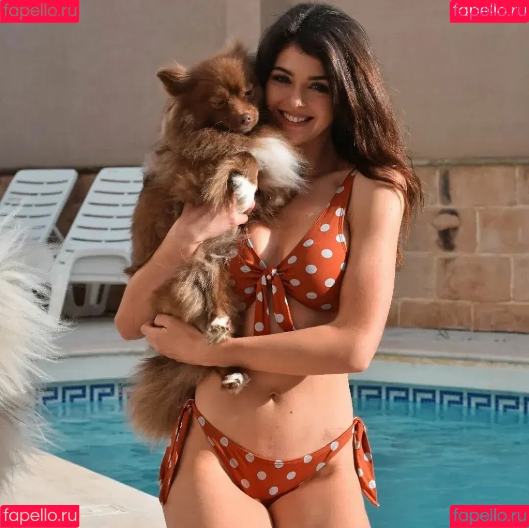 Chloe Lockley Onlyfans Photo Gallery 
