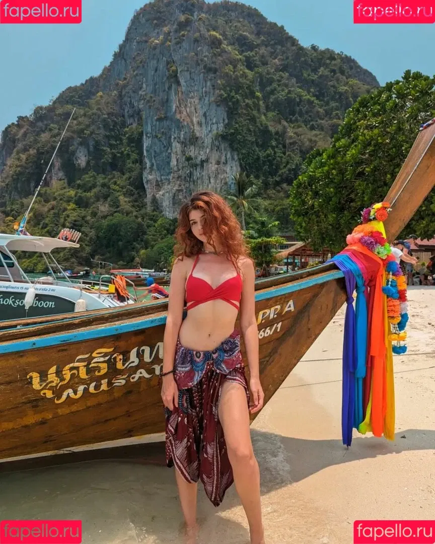 Chloe Lockley Onlyfans Photo Gallery 