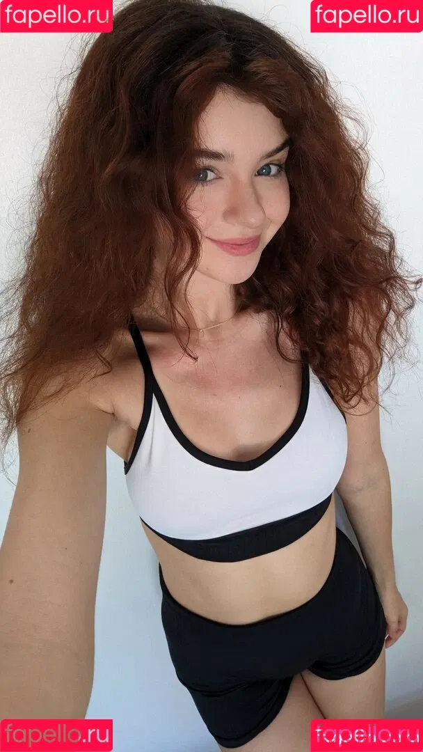Chloe Lockley Onlyfans Photo Gallery 