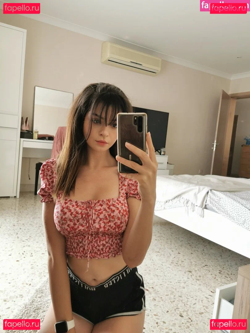 Chloe Lockley Onlyfans Photo Gallery 