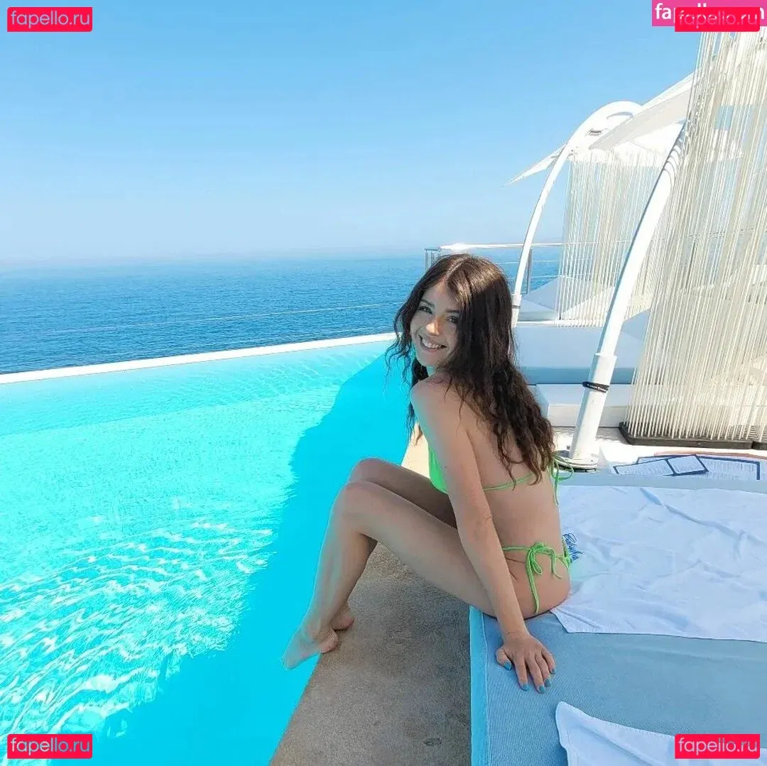 Chloe Lockley Onlyfans Photo Gallery 