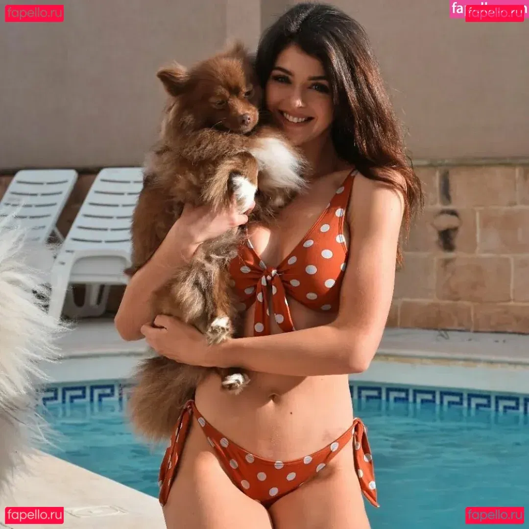 Chloe Lockley Onlyfans Photo Gallery 