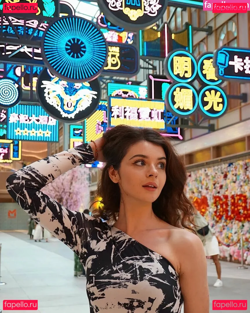 Chloe Lockley Onlyfans Photo Gallery 