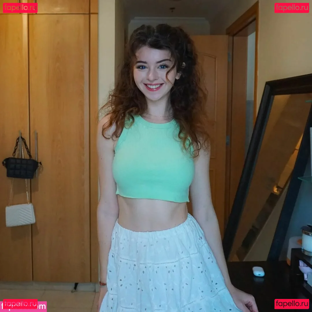 Chloe Lockley Onlyfans Photo Gallery 