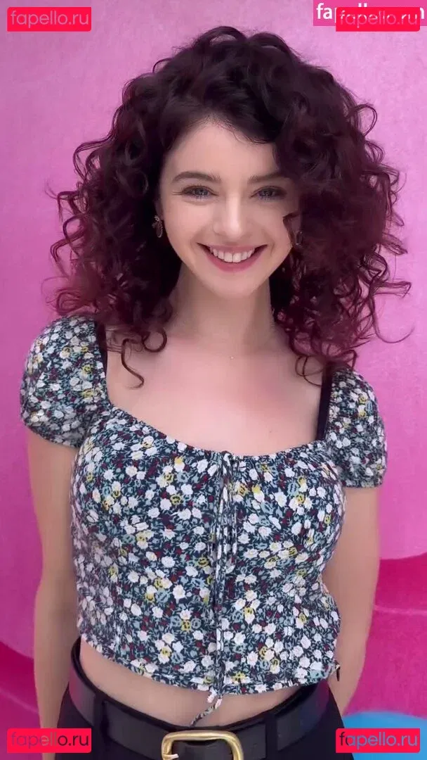 Chloe Lockley Onlyfans Photo Gallery 