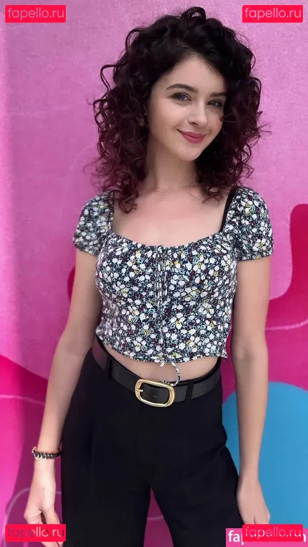 Chloe Lockley Onlyfans Photo Gallery 