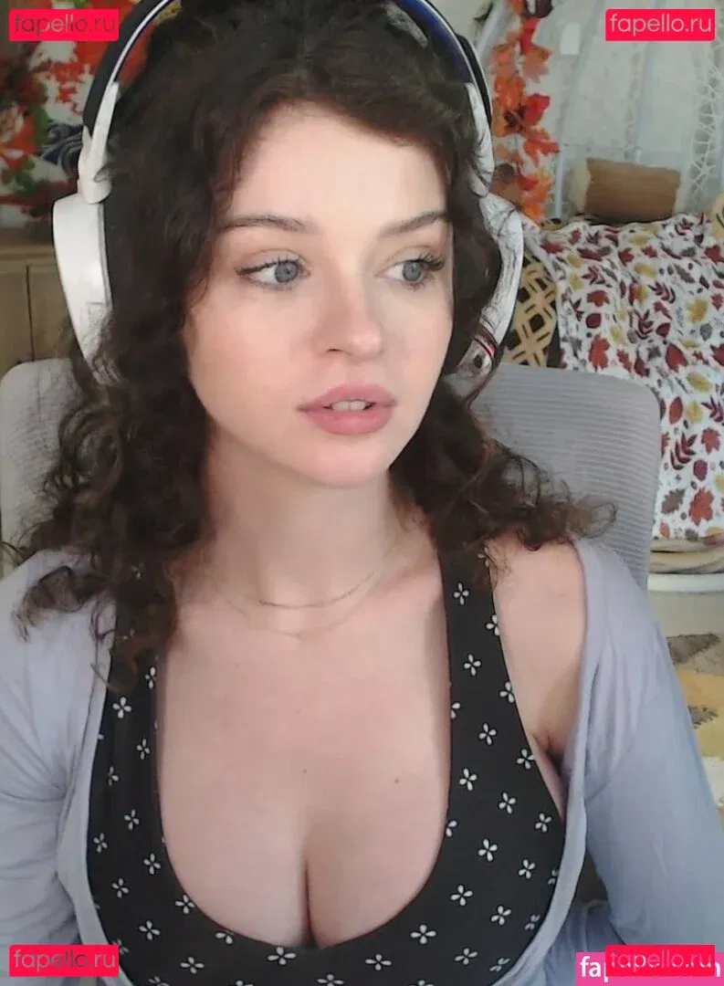 Chloe Lockley Onlyfans Photo Gallery 