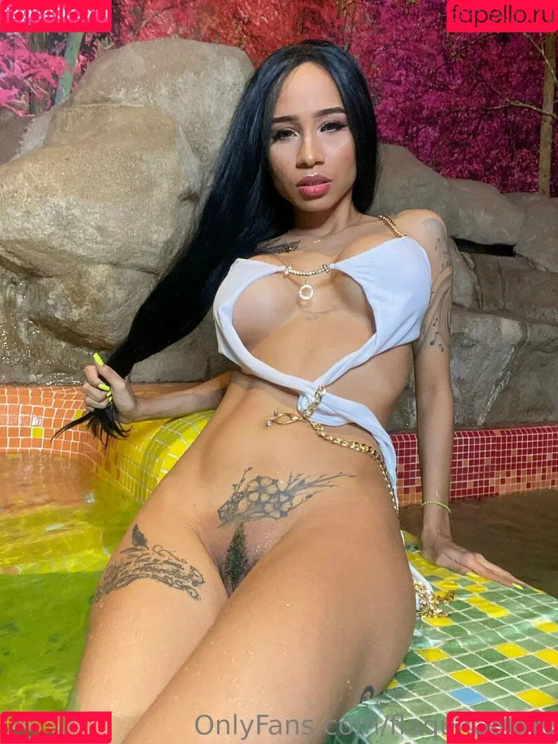 flaquitabella Onlyfans Photo Gallery 