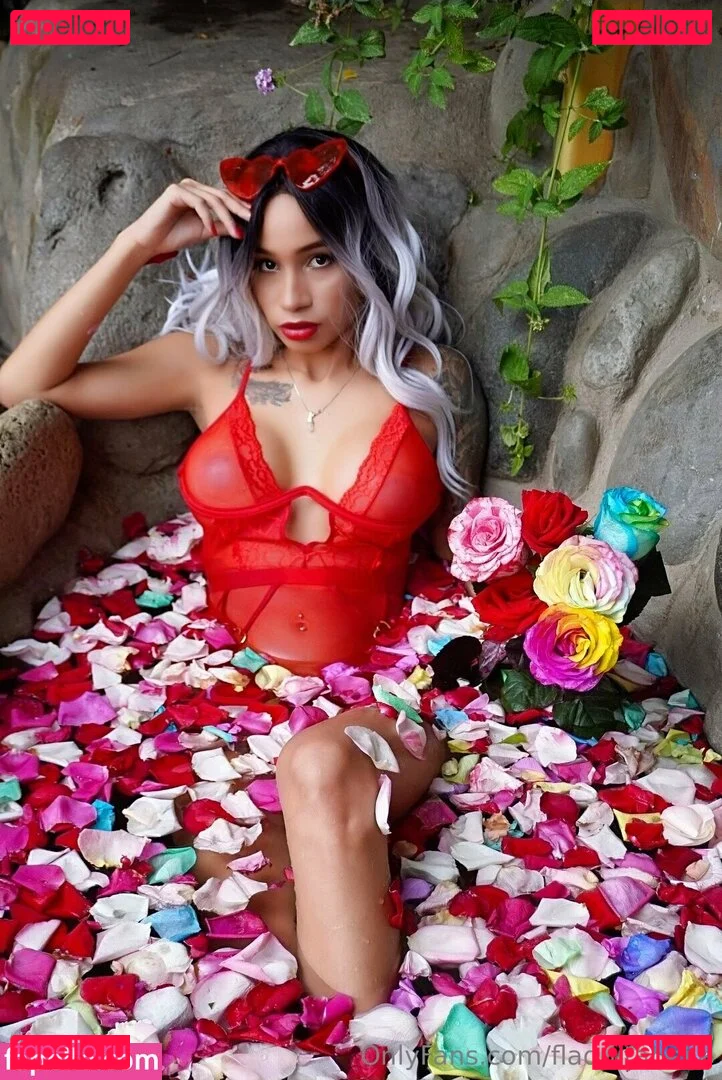 flaquitabella Onlyfans Photo Gallery 