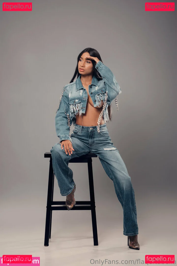 flaquitabella Onlyfans Photo Gallery 