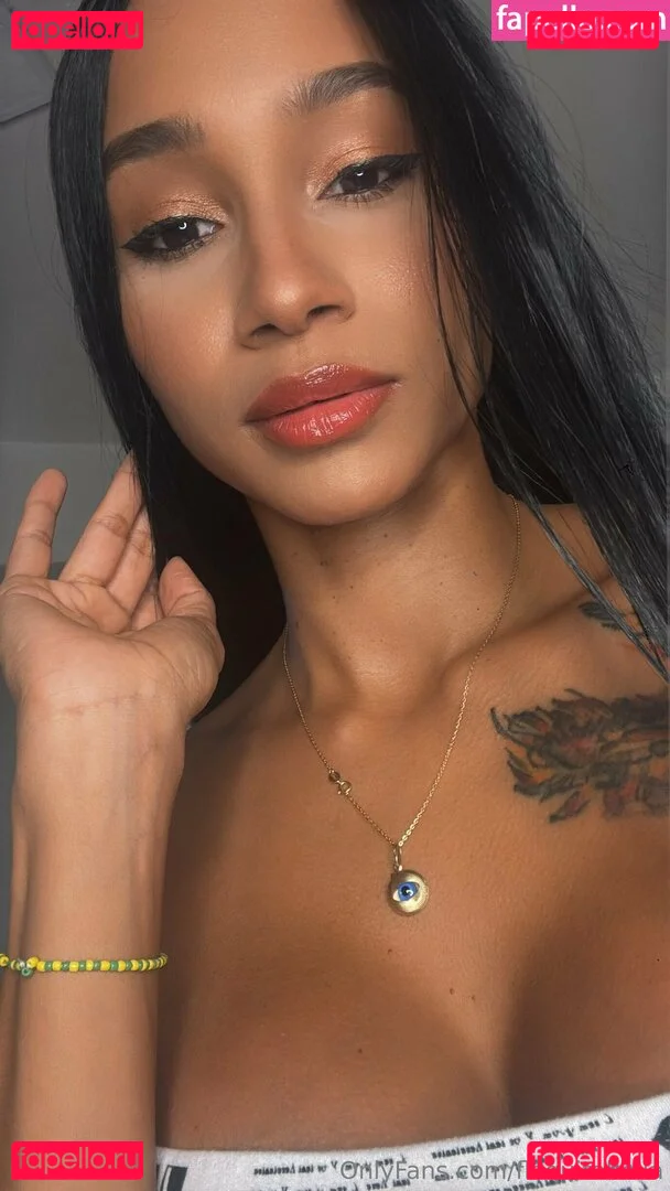 flaquitabella Onlyfans Photo Gallery 