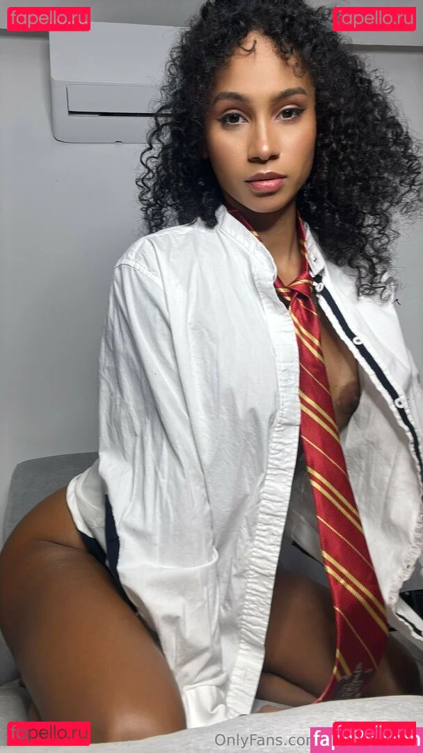 flaquitabella Onlyfans Photo Gallery 