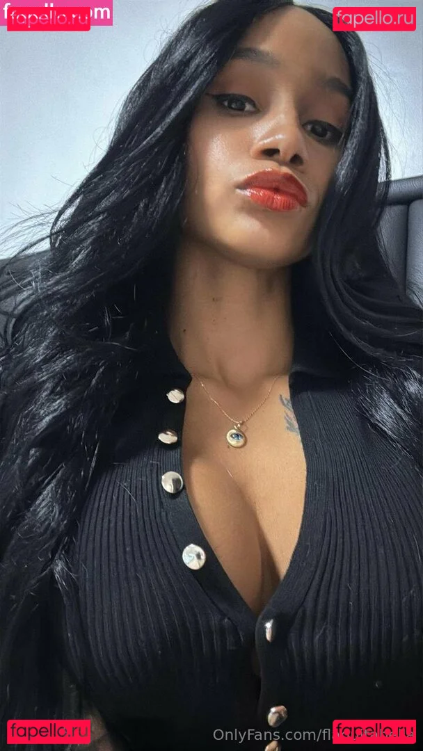 flaquitabella Onlyfans Photo Gallery 