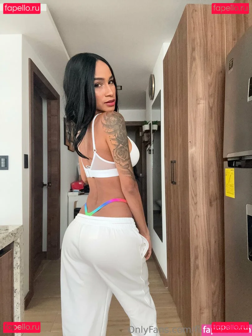 flaquitabella Onlyfans Photo Gallery 