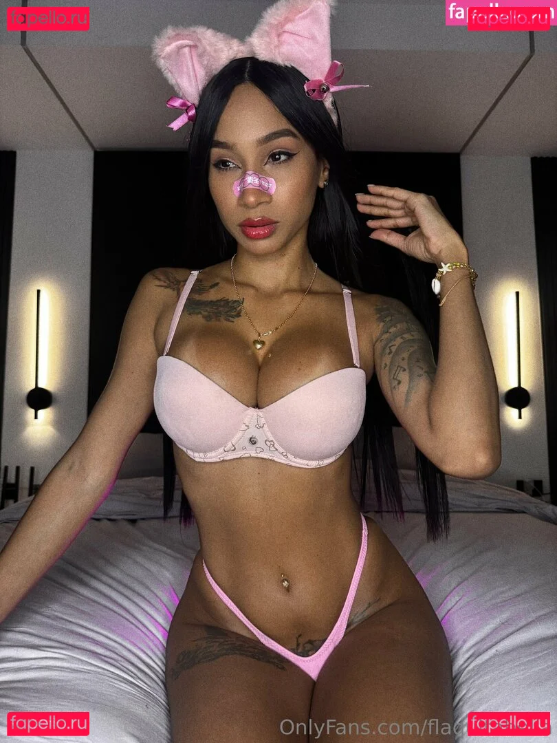 flaquitabella Onlyfans Photo Gallery 
