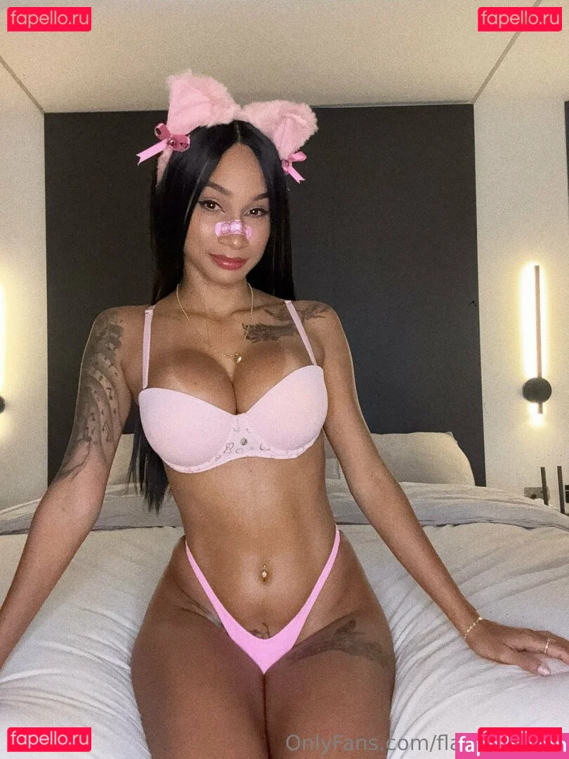 flaquitabella Onlyfans Photo Gallery 