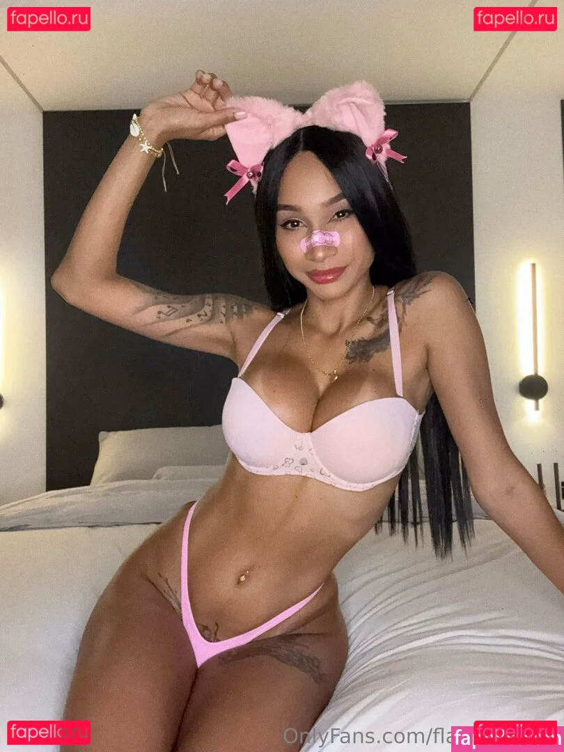 flaquitabella Onlyfans Photo Gallery 