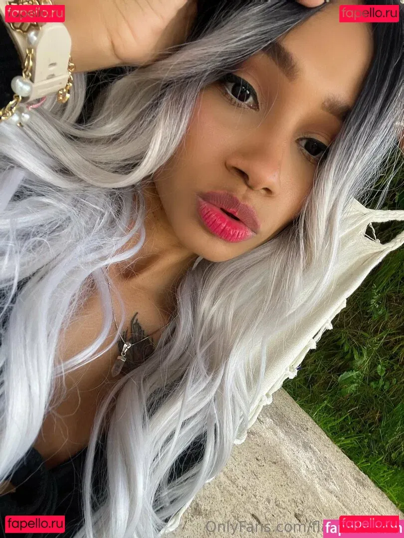 flaquitabella Onlyfans Photo Gallery 