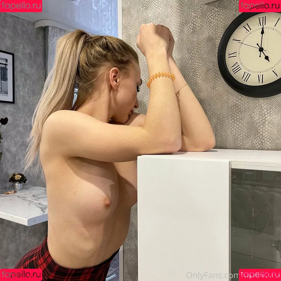 Alferova_n_ Onlyfans Photo Gallery 