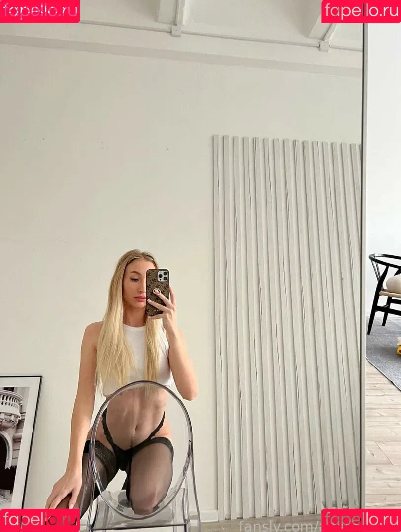Alferova_n_ Onlyfans Photo Gallery 