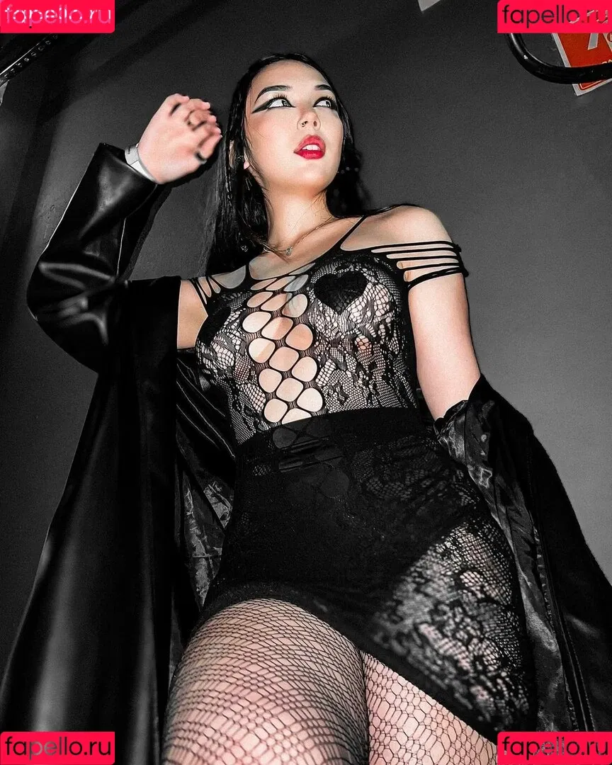 Anna Kisue Onlyfans Photo Gallery 
