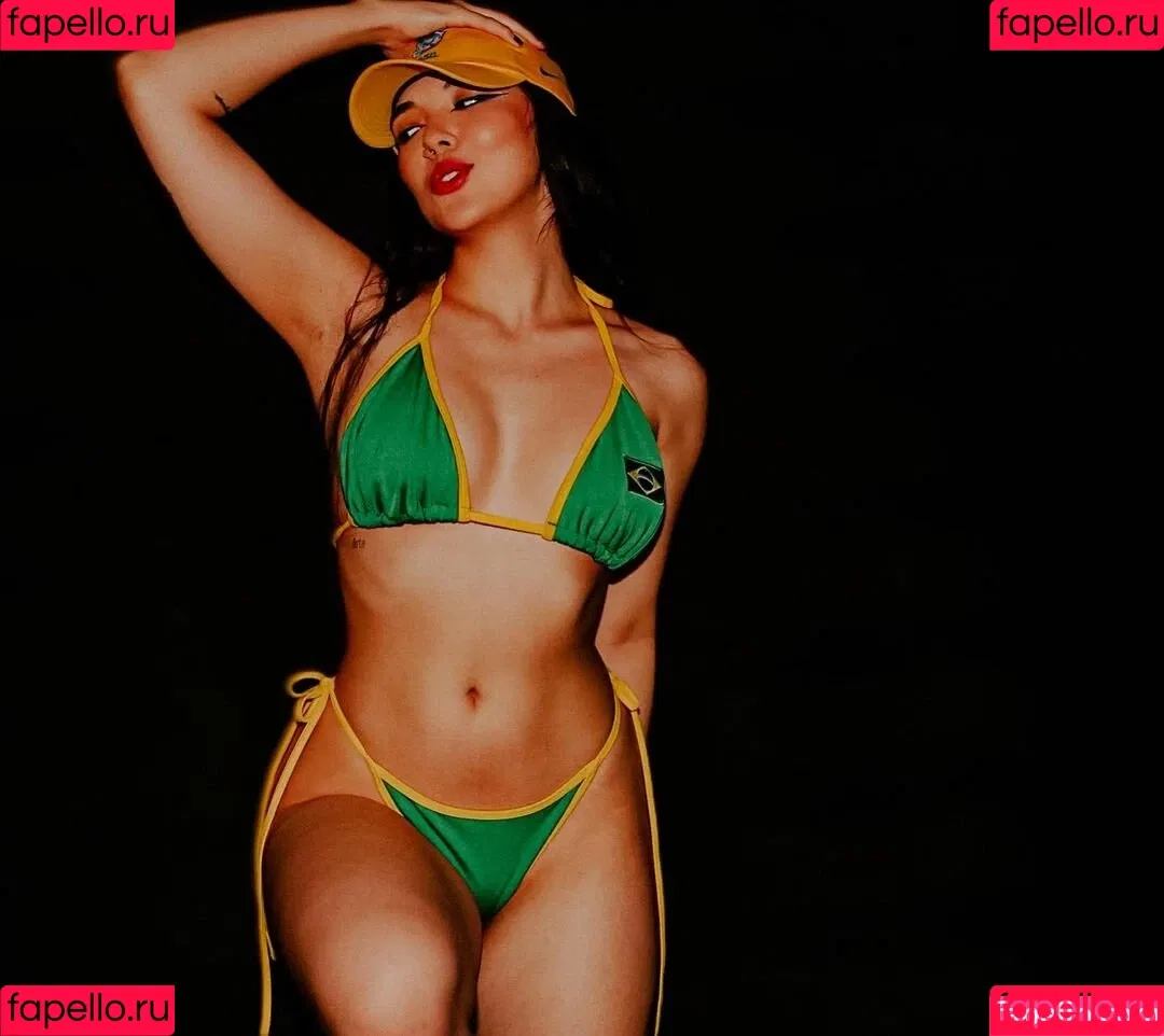 Anna Kisue Onlyfans Photo Gallery 