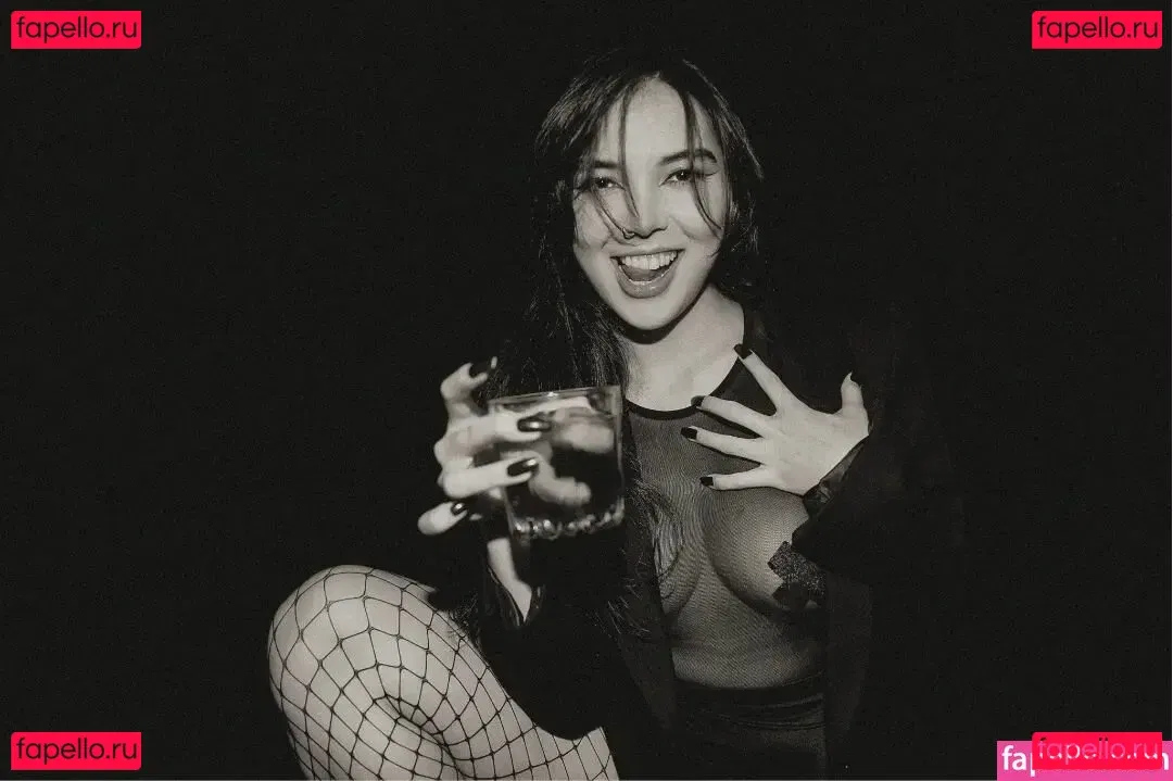 Anna Kisue Onlyfans Photo Gallery 