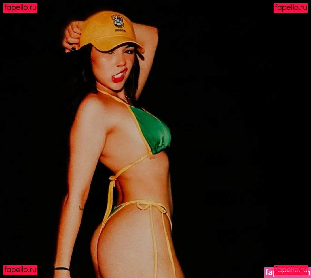 Anna Kisue Onlyfans Photo Gallery 