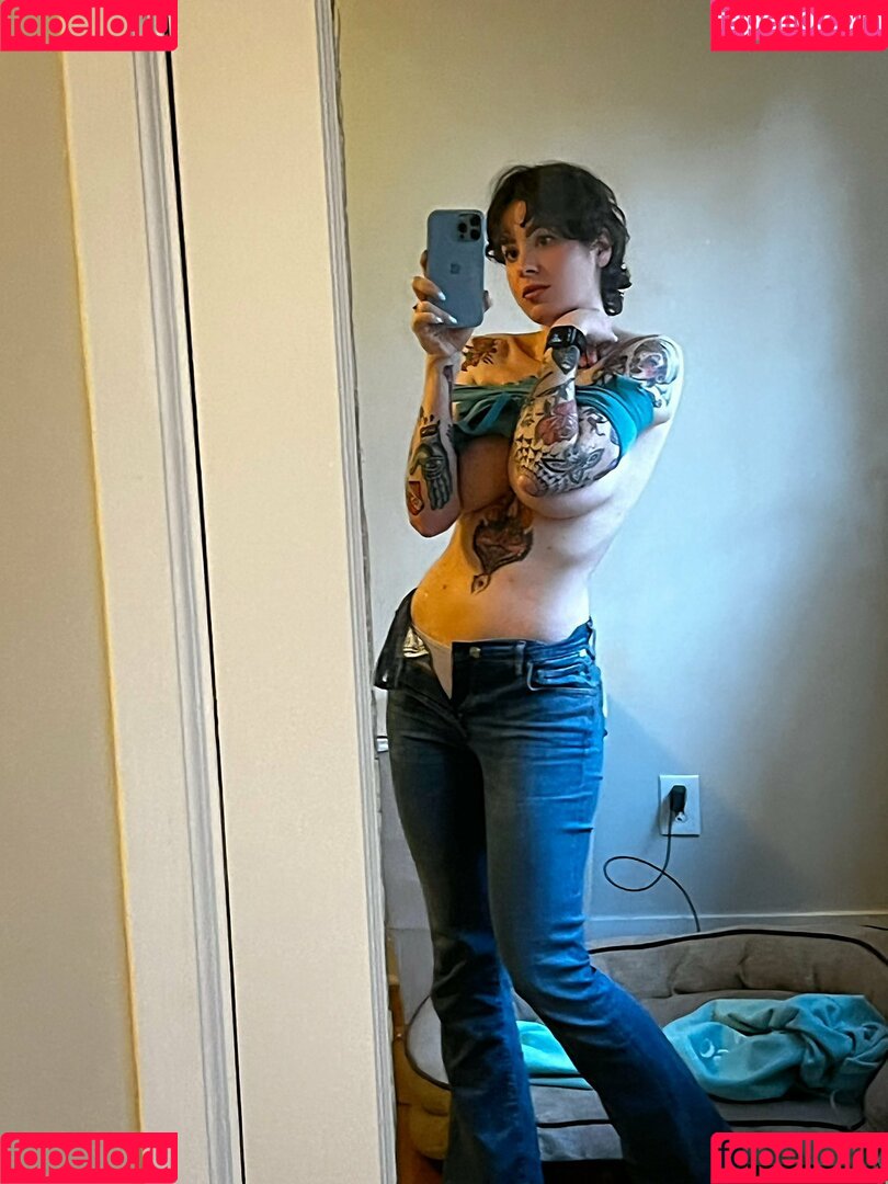 Anisa Jomha Onlyfans Photo Gallery 