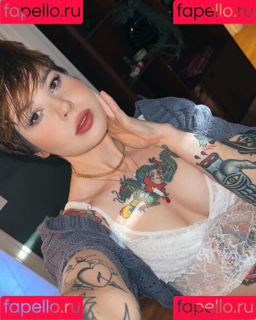 Anisa Jomha Onlyfans Photo Gallery 